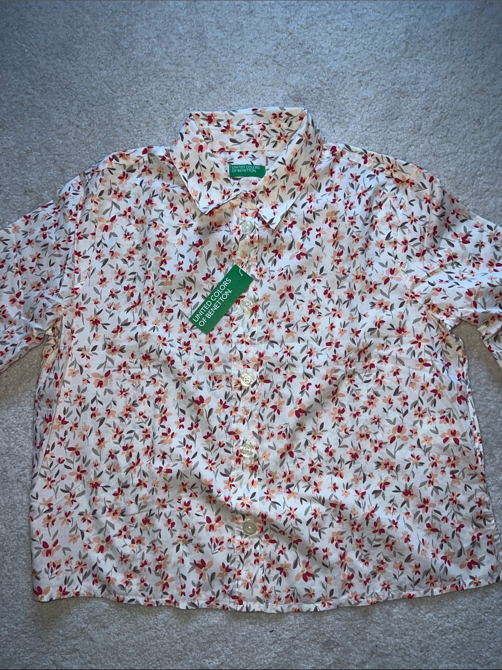 United Colors Of Benetton White Floral Short-Sleeve Button-Up Blouse